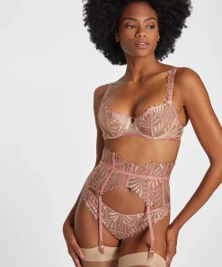Sensory Illusion Serre-taille