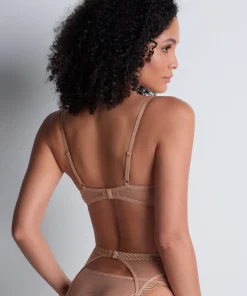 Sheer Emotion Soutien-gorge Corbeille avec armatures